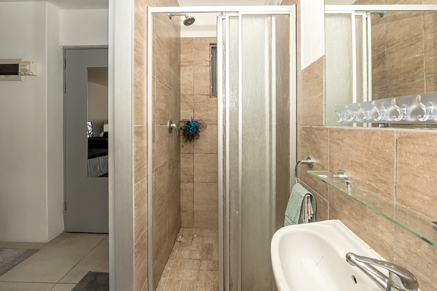 0 Bedroom Property for Sale in Zonnebloem Western Cape